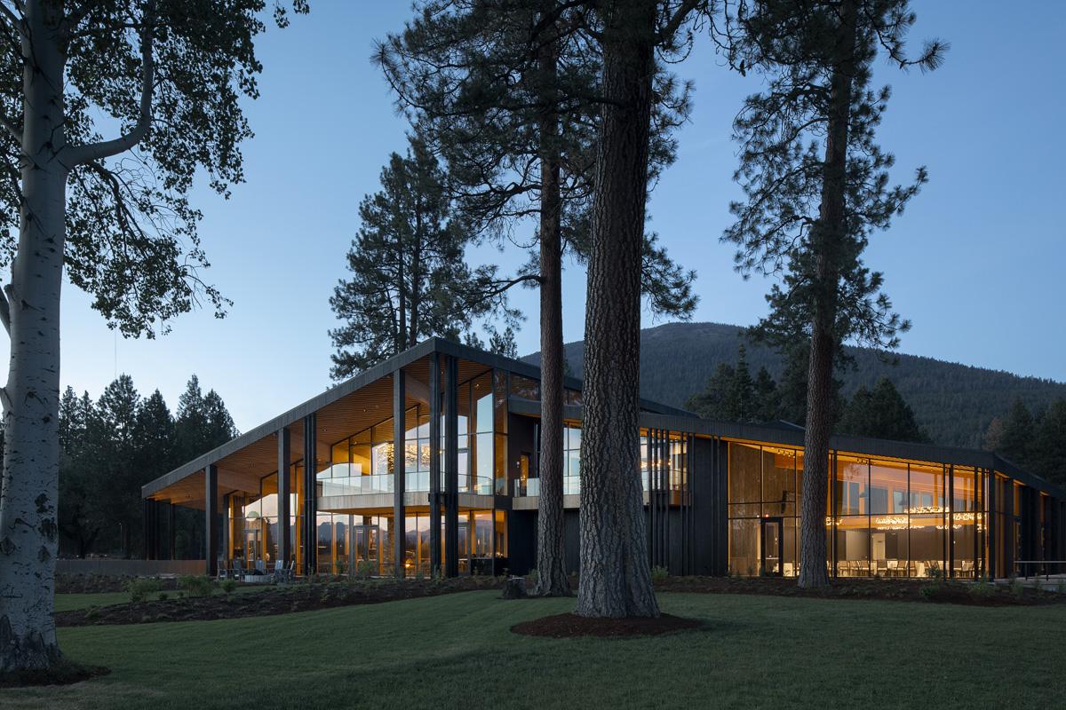 ファッション Black Pioneermillworks | OR Sisters, - Lodge Ranch Butte 邦楽
